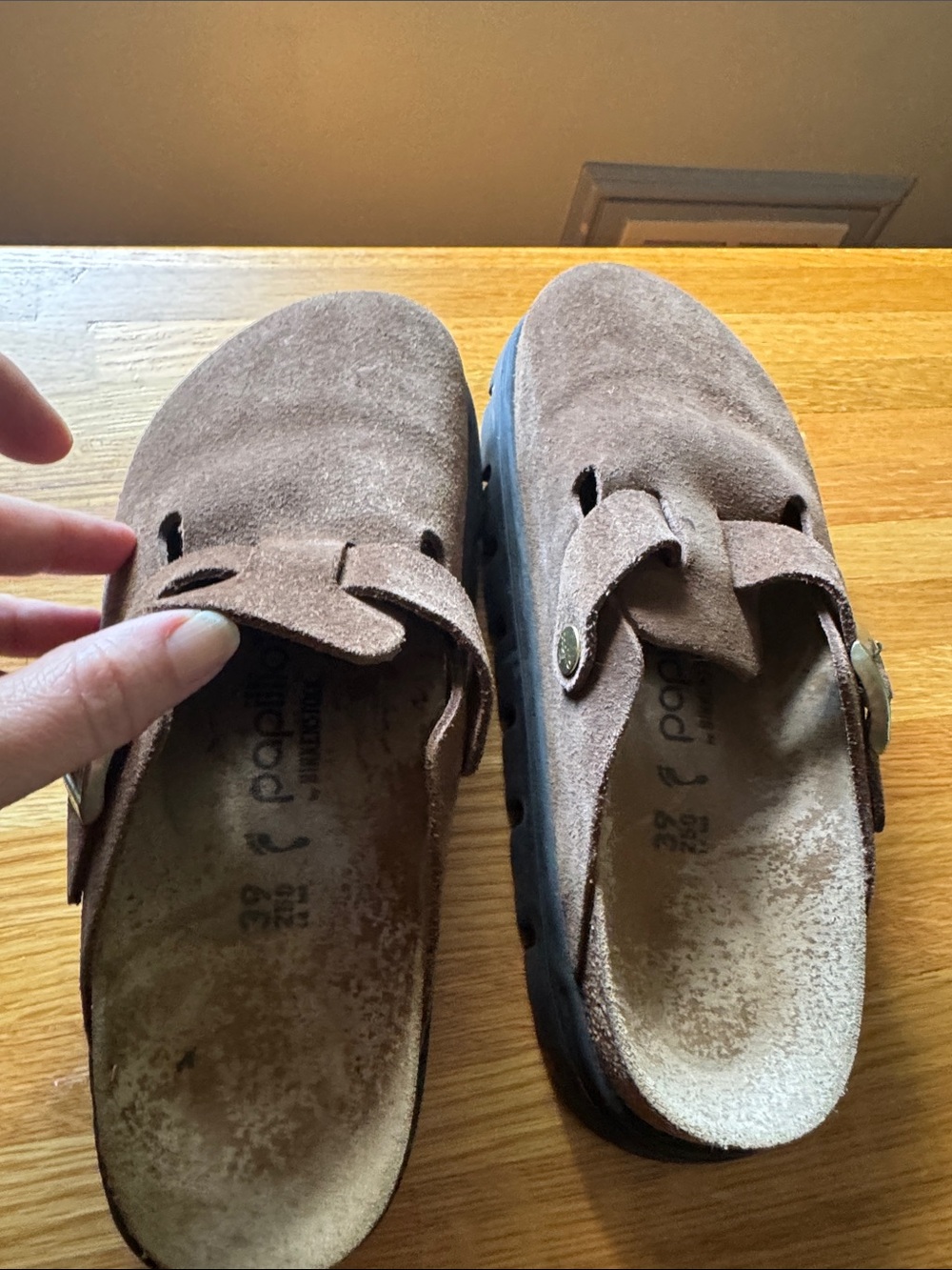Birkenstock Kids Suede Clog Slides in Light Brown - Picture 4 of 5